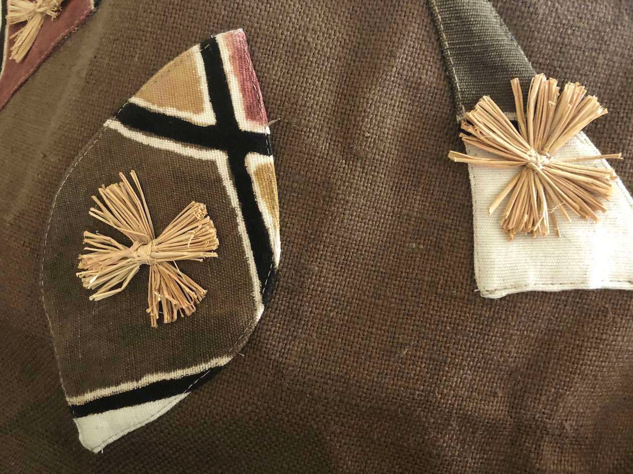 dinguiakassi-amania-material-1280x